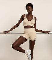 Bermuda Crossfiteira Esportiva em Microfibra com Recortes em Tule e Bolso no Cós - 2