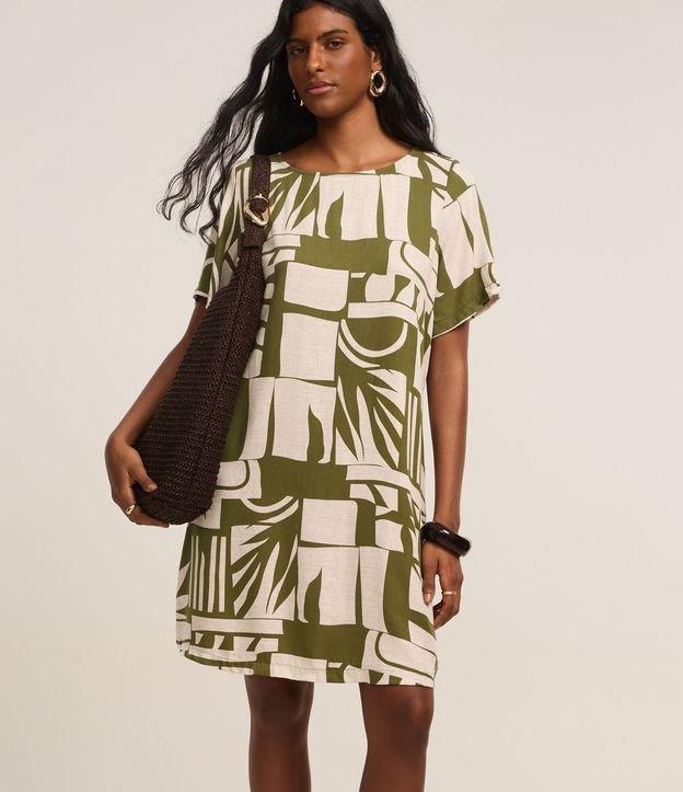 Vestido T-Shirt em Viscose com Estampa de Folhagens - 1
