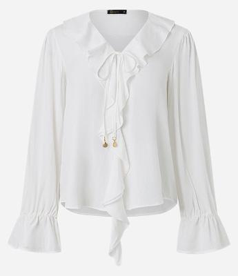 Blusa em Viscose com Babados no Decote e Punho
