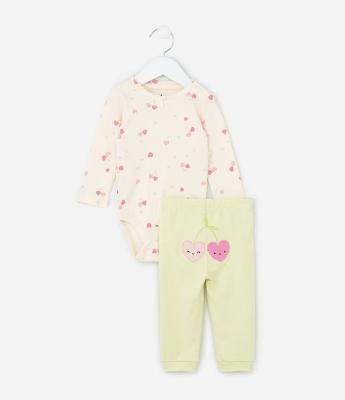 Conjunto Infantil com Estampa de Cereja - Tam RN a 18 meses