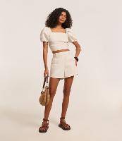 Short Cintura Alta em Bengaline com Bolsos e Passantes - 1