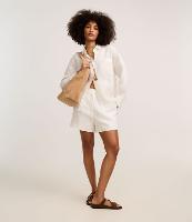 Short Reto Cintura Alta em Linho com Pences e Bolsos - 2