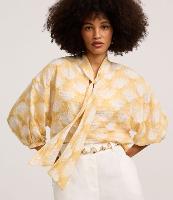 Blusa em Voal com Gola Laço e Estampa Conchas - 3