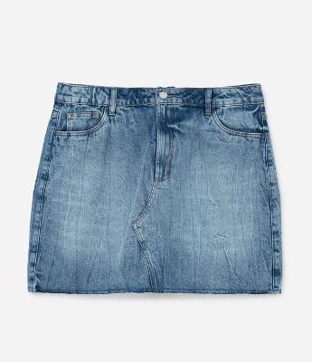 Saia Curta em Jeans com Barra a Fio Curve & Plus Size