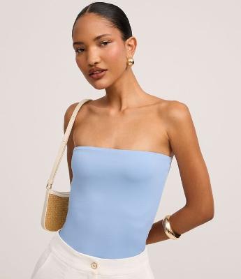 Blusa Ajustada Sem Alça em Poliamida