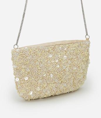 Bolsa Transversal Pequena em Paetês e Miçangas e Alça de Corrente