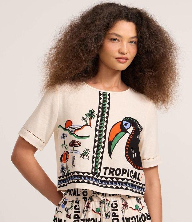 Blusa Boxy em Viscolinho com Estampa Praia e Tucano - 2