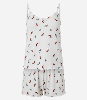 Pijama Short Doll em Tricô Leve com Estampa de Pimentinhas