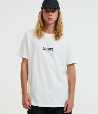 Camiseta Comfort em Algodão com Estampa Frente e Costas Offshore