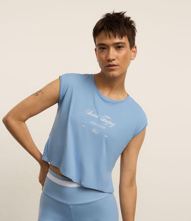 Blusa Esportiva em Microfibra Leve com Estampa Saint Tropez e Barra Dobrada - 2