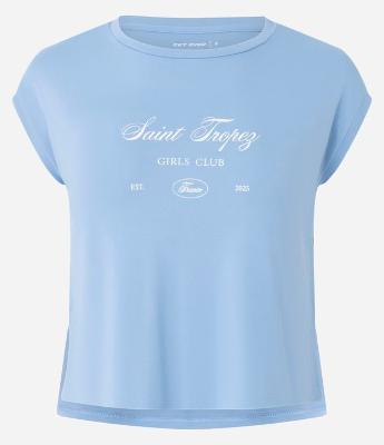 Blusa Esportiva em Microfibra Leve com Estampa Saint Tropez e Barra Dobrada