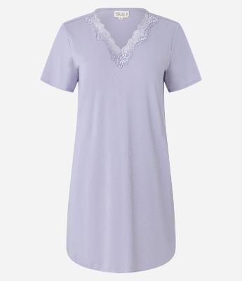 Camisola em Microfibra com Renda no Decote