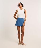 Short Saia em Jeans Botão no Traspassasse Envelope - 1