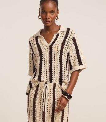 Blusa Boxy Listrada em Tricô com Ponto Vazado de Efeito Crochê