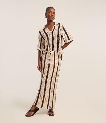 Saia Reta Listrada em Tricô de Efeito Crochê