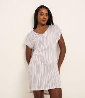 Camisola em Viscose com Estampa Listrada e Rendinha na Manga - 1