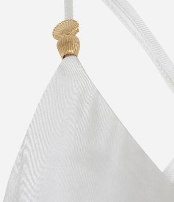 Blusa Acetinada de Alça com Sobreposição e Detalhes Meatlizados