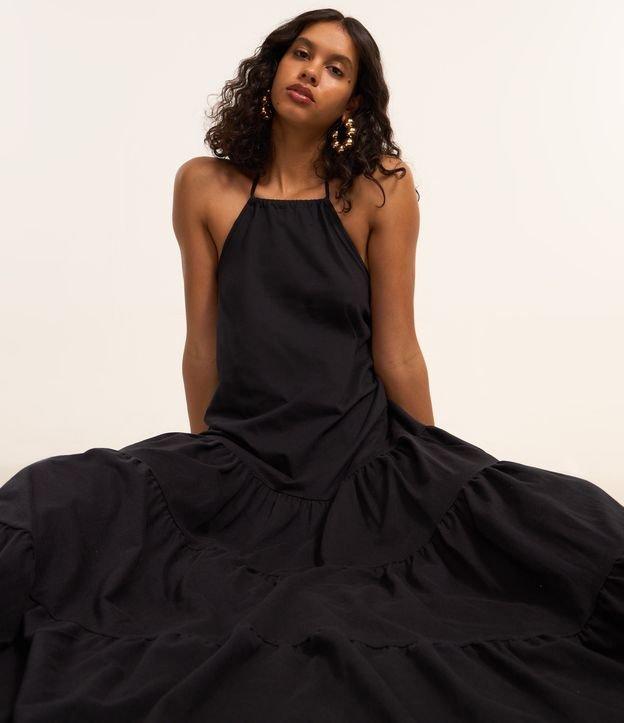 Vestido Longo Evasê com Decote Halter e Babados - 1