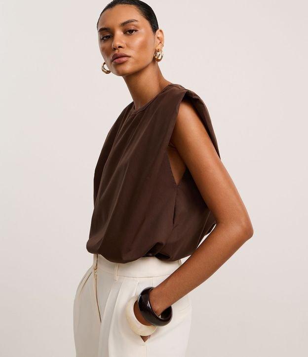 Body em Tricoline com Caimento Amplo e Gola Redonda - 1