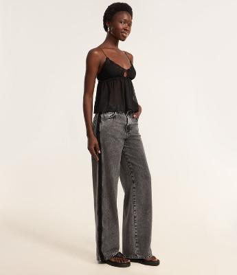 Calça Wide Leg em Jeans com Lateral Contrastante