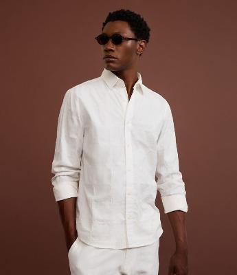 Camisa em Algodão com Bordado Quadriculado Texturizada