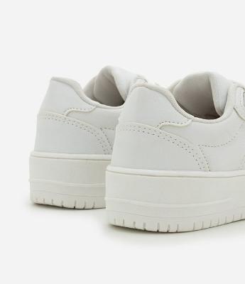 Tênis Infantil em PU com Recortes  - Tam 28 ao 36