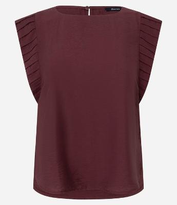 Blusa em Airflow com Recortes no Ombro