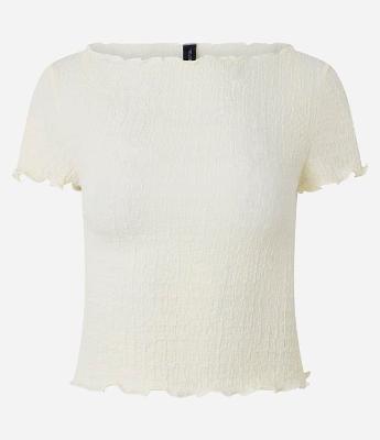 Blusa com Textura e Ondinhas nos Viés