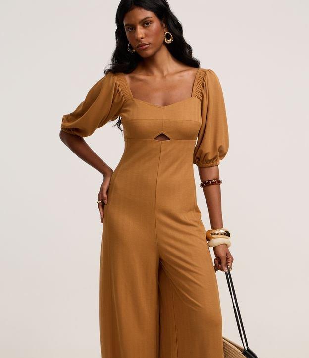 Macacão Pantalona em Viscose com Decote Coração com Manga Bufante - 1