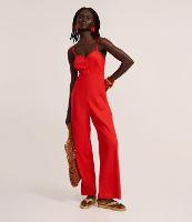 Macacão de Alça em Viscolinho com Decote Coração - 2