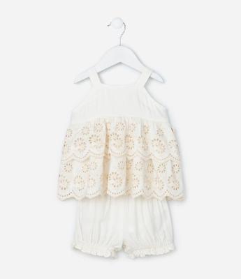 Conjunto Bebê Curto em Tricoline com Babados - Tam 3 a 18 Meses