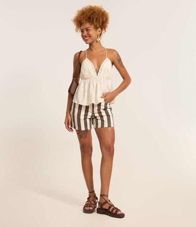 Short em Sarja com Passantes e Listras Largas - 1