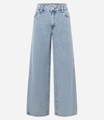 Calça Wide Leg Cintura Baixa em Jeans com Bolsos