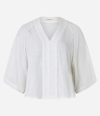 Blusa em Viscose com Entremeio e Manga Ampla