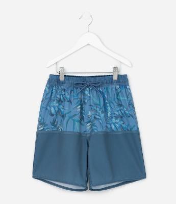 Bermuda Infantil de Banho com Estampa de Folhagens - Tam 5 a 14 Anos