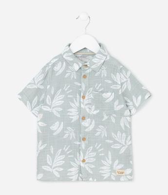 Camisa Infantil Texturizada com Estampa de Folhagens - Tam 1 a 6 Anos