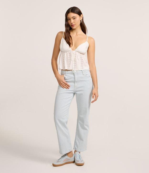 Calça Baggy Listrada em Sarja com Bolsos - 2