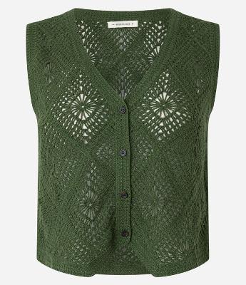 Blusa em Tricô de Efeito Crochê com Barra V