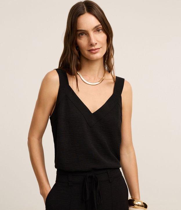 Blusa em Airflow com Deocte V e Alça Larga - 1