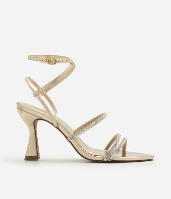 Sandália com Tiras Finas de Strass e Bico Fino