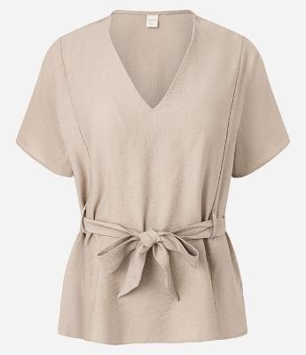 Blusa em Crepe com Decote V e Amarração na Cintura