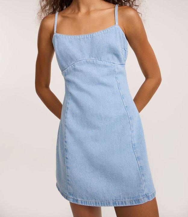 Vestido Tubinho Curto em Jeans com Alça Fina - 2