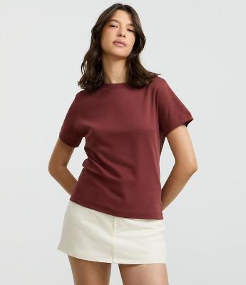 Blusa Básica em Algodão Interlock com Gola Redonda