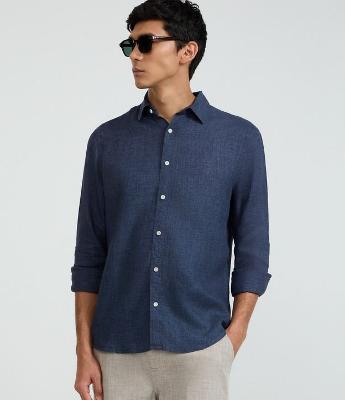 Camisa Comfort em Linho Mescla com Botões Contrastantes