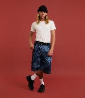 Bermuda Baggy Relaxed em Jeans com Estampa Manchada - 1