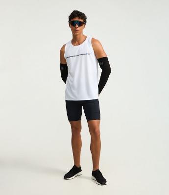 Bermuda Esportiva em Microfibra com Compressão