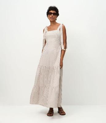 Vestido Longo em Sarja com Laço na Alça e Listras