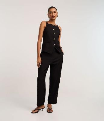 Calça Reta Alfaiatada com Textura e Bolsos