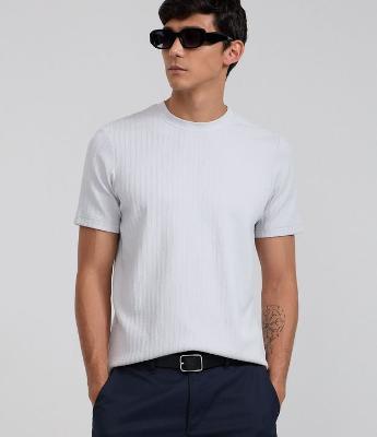 Camiseta Slim com Textura Vertical