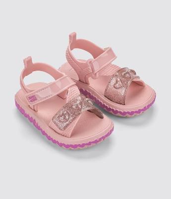 Sandália Infantil com Tiras e Corações Zaxy - Tam 19 ao 27